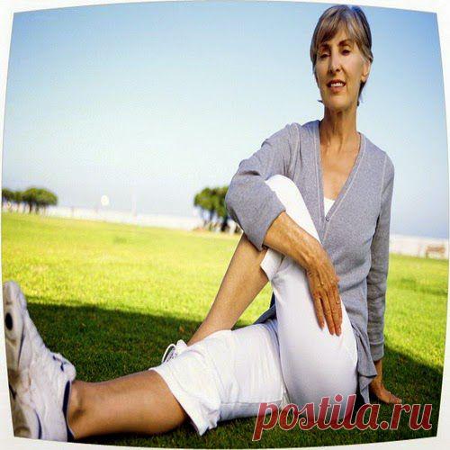 И девушке, и бабушке… | Друг пенсионера
Моя дочка много лет профессио­нально занималась спортом. Сначала она участвовала в различных сорев­нованиях, много где занимала призо­вые места, но после 30 лет вышла на «пенсию» и стала тренером.