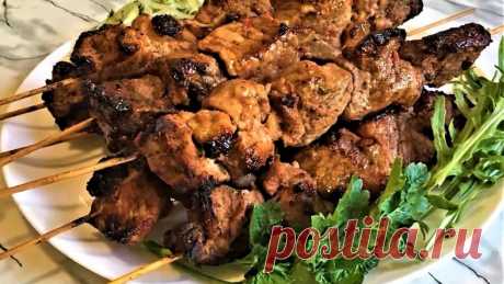 Шашлык в духовке: рецепт мяса, которое не уступит жаренному на костре