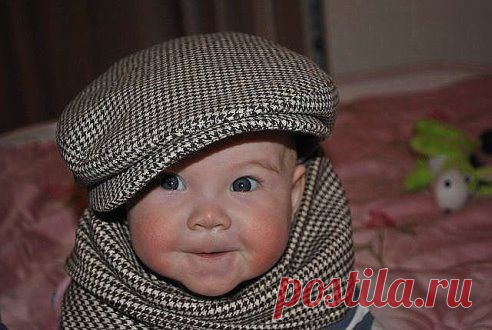 ​- , почему ты меня сначала учила ходить и говорить, а теперь хочешь, что бы я сидел и молчал?!)))))