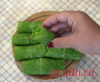 ЕЖКИНА ЗАКУСКА ♥
►НЕОБХОДИМО
2 шт плавленных сырка
4 шт вареных яйца
зелень укропа по вкусу
2-3 зубчика чеснока
листья салат
майонез по вкусу