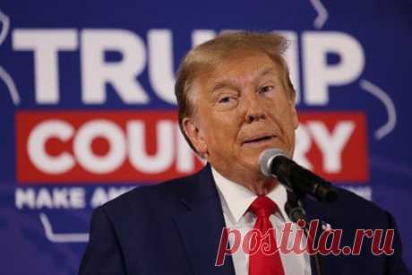 Трамп ответил на критику Роберта Де Ниро. Бывший президент США Дональд Трамп ответил американскому актеру и продюсеру Роберту Де Ниро, который раскритиковал бывшего главу государства во время вручения премии Gotham Awards. Бывший президент Америки назвал артиста неудачником, над которым смеется мир, а также призвал звезду сосредоточиться на своей жизни.