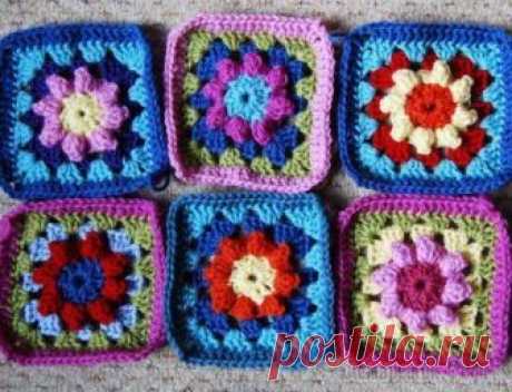 Как связать крючком бабушкин квадрат: простые схемы для начинающих рукодельниц Самым универсальным элементом вязания ажурных покрывал, наволочек для подушек, предметов одежды и декора является бабушкин квадрат крючком. Для его создания не требуется особых навыков и знаний, главн...