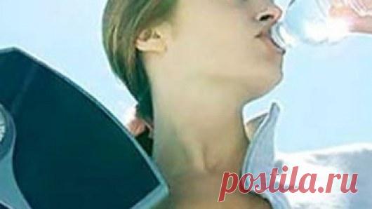 Ученые установили, что вода помогает худеть » NewsMedik - Новости медицины