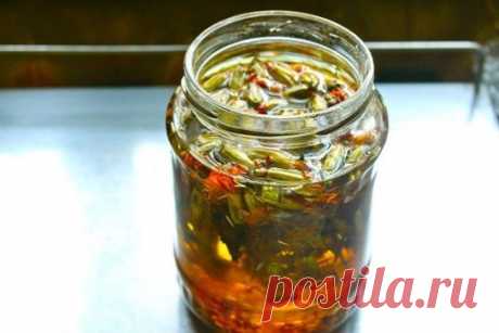 Домашнее лекарство с бархатцами. Профилактика болезней!
Для профилактики болезней поджелудочной железы, сахарного диабета, для укрепления сосудистой стенки и нервной системы обязательно попробуйте лекарства с бархатцами !
Рецепт №1.
1 цветок бархатца вместе с семенами измельчить и заварить в 1 стакане кипятка. Принимать по 1/4 стакана 3-4 раза в день.
При панкреатите с частыми приступами по 1 ст. ложке каждые 1-2 часа.
Рецепт №2.
При витилиго, нейродермите, псориазе, ухудшении зрения и выпаден