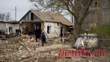 Пострадавшим от паводков в Дагестане и Чечне выплатили почти 3 млрд рублей. Жителям Дагестана и Чечни, пострадавшим от паводков, выплатили около 3 млрд рублей. Об этом ТАСС сообщили в пресс-службе МЧС России по итогам заседания правительственной комиссии. Соответствующее обсуждение состоялось в Москве под ...