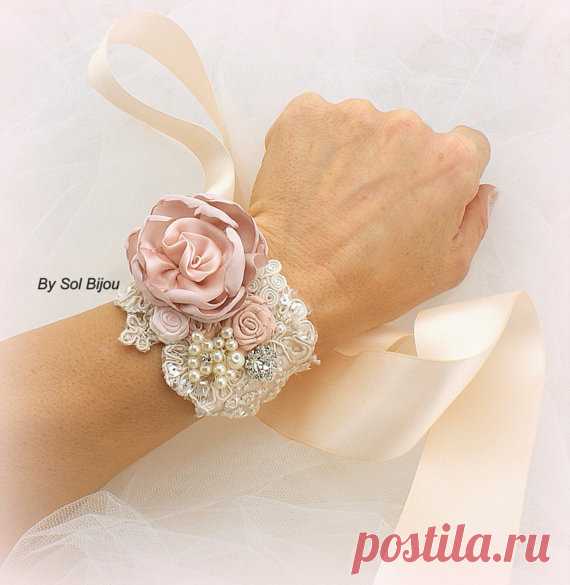 Wrist Corsage Champagne Tan Beige Rose Blush Bracelet от SolBijou