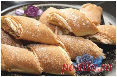 Рулет-печенье с грецкими орехами и безе.