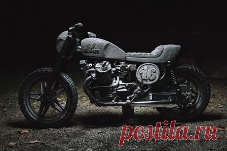 Honda из камня