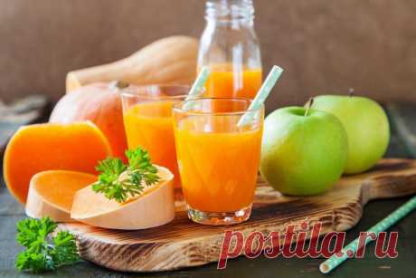 Сок из тыквы и яблок: 15 лучших рецептов на любой вкус Тыквенно-яблочный сок – это большой заряд витаминов и отличная альтернатива любым другим домашним напиткам. А еще сок из тыквы и яблок можно готовить практически в любое время года или просто закатать на зиму. Лови 15 проверенных рецептов!