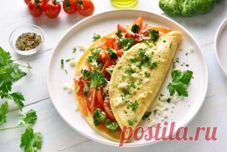 20 рецептов вкуснейшего омлета с помидорами Есть такие блюда, которые никогда не надоедают. Одним из них можно смело назвать омлет с помидорами. Доступные продукты, простое приготовление и вкусный результат — это ли не самое главное? Делимся подборкой из 20 лучших рецептов омлета!