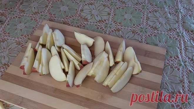 Нежный яблочный пирог на кефире