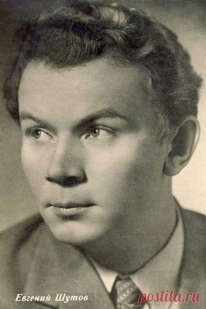 Евгений Шутов