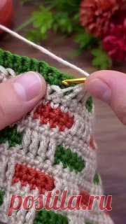 Интересный узор для пледов и подушек 😊 Но... Расход ниток, наверное, колоссальный... #вязание  • #узор  вязаная лягушка