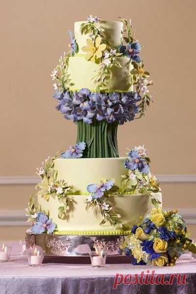 North Carolina's Sugarland Bakery is going to rock your custom wedding desserts
