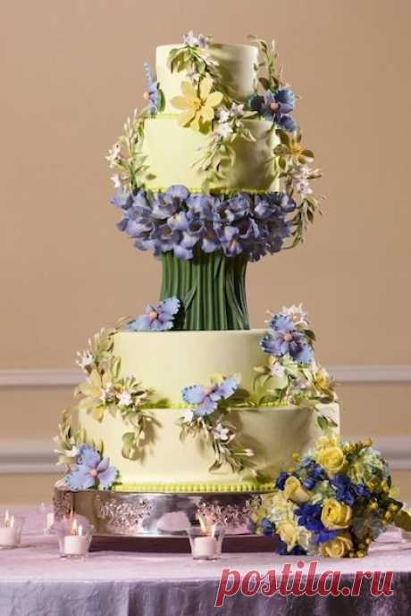 North Carolina's Sugarland Bakery is going to rock your custom wedding desserts