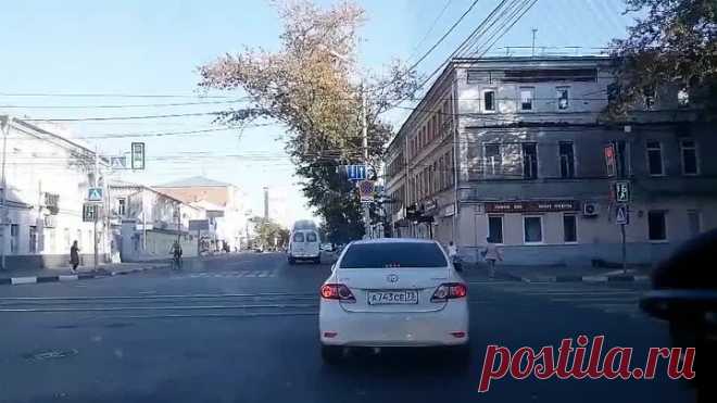 в городе 