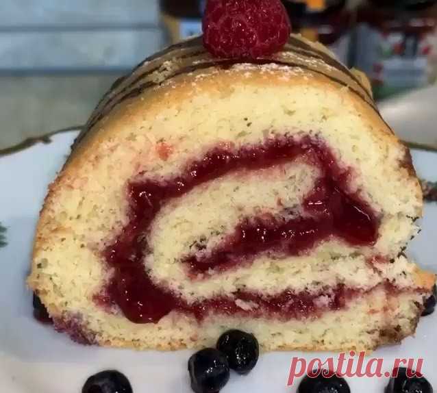 ВКУСНЕЕ И БЫСТРЕЕ НЕ ПРИДУМАЕШЬ. РУЛЕТ ЗА — 30 МИНУТ!!!