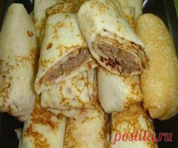 20 Самых вкусных начинок для блинчиков
1. Блины с начинкой из яиц 
Состав: 4 яйца, 50 гр. зеленого лука, 5-10 гр. укропа, соль. 
Отварить 4 яйца. Натереть вареные яйца на терку. Обжарить зеленый лук 50 гр. Укроп 5-10 гр. Соль по вкусу. 
2. Творожная начинка в блины 
Состав: Творог 500 гр., 1 желток яйца, 2 столовые ложки сахара, 50 гр. изюма. 
Берем творог, добавляем в него один желток, сахар, перетираем все с творогом. 
В получившуюся массу добавляем изюм. Предварительно ...