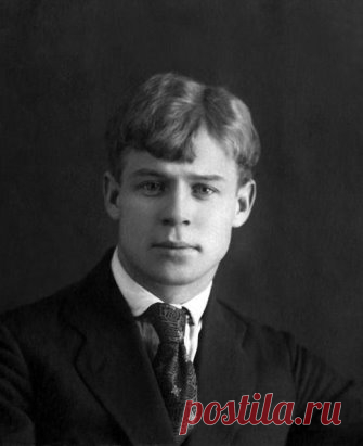Сергей Есенин
Вы помните,
Вы всё, конечно, помните,
Как я стоял,
Приблизившись к стене,
Взволновано ходили вы по комнате
И что-то резкое
В лицо бросали мне.
Вы говорили:
Нам пора расстаться,
Что вас измучила
Моя шальная жизнь,
Что вам пора за дело приниматься,
А мой удел —
Катиться дальше вниз.
Любимая!
Меня вы не любили.
Не знали вы, что в сонмище людском
Я был, как лошадь, загнанная в мыле,
Пришпоренная смелым ездоком.
Не знали вы,
Что я в сплошном дыму,
В развороченном бурей быте
С того и