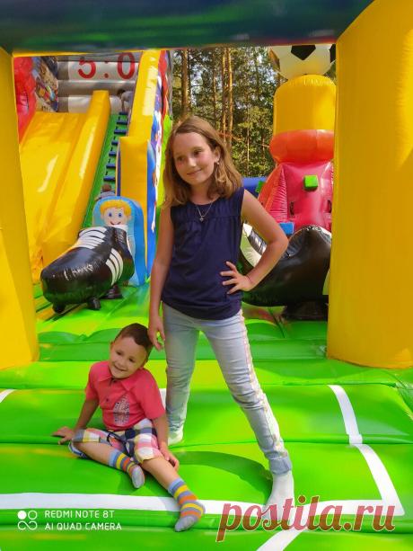 Фиолетовые губы и розовые волосы — непонятно, но интересно
Я ещё пока не могу раздавать советы, как уживаться и сохранять отношения с подростками, моя дочь только вступила в этот этап. Плюс все дети разные …
Читай дальше на сайте. Жми подробнее ➡