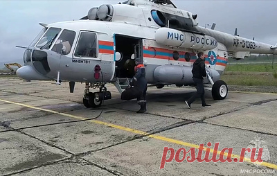 Поиски авиацией пропавшей под Красноярском семьи приостановлены из-за непогоды. Спасатели пытаются использовать беспилотники, рассказал председатель поисково-спасательного отряда "ЛизаАлерт" Григорий Сергеев