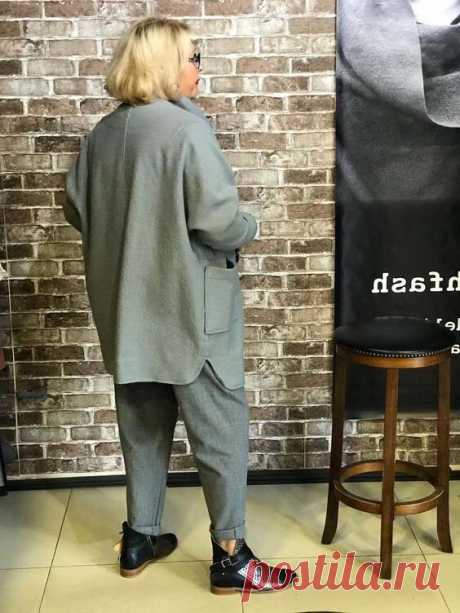 Свободный стиль для женщин 40-50 лет(чтобы не обтягивало и выглядит красиво).10 идей, которые мне понравились и стоит посмотреть | Женщины в возрасте | Яндекс Дзен