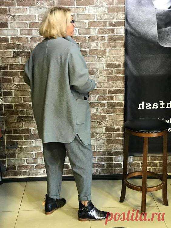 Свободный стиль для женщин 40-50 лет(чтобы не обтягивало и выглядит красиво).10 идей, которые мне понравились и стоит посмотреть | Женщины в возрасте | Яндекс Дзен