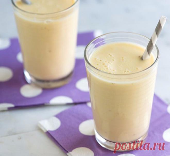Отличное начало дня - питательный смузи на завтрак На 100 грамм — 108.95 ккал! Б/Ж/У — 3.08/2.64/18.61 Ингредиенты на 2 чашки: 1 стакан молока 1 банан 2 ст.ложки овсяных хлопьев (быстро завариваемых или