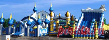 Наверное, каждый человек хотя бы раз посещал какие-либо выездные мероприятия – ярмарки, выставки, концерты на открытом воздухе и тому подобное. А возможно Вы сами проводили мероприятия такого характера, или собираетесь провести. Несомненно, Вам понадобятся быстровозводимые надувные палатки airpalace для того, чтобы Вы могли бы разместить людей или технику.
https://airpalace.ru/article/naduvnye-palatki.php