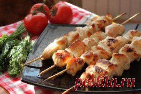 Готовим в духовке домашний шашлык из курицы в кефире