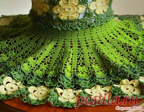 Уникальное вязаное цветочное платье