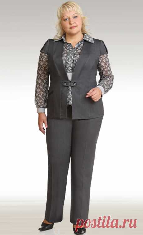 Костюмы для женщин 50 лет фото - модные фасоны