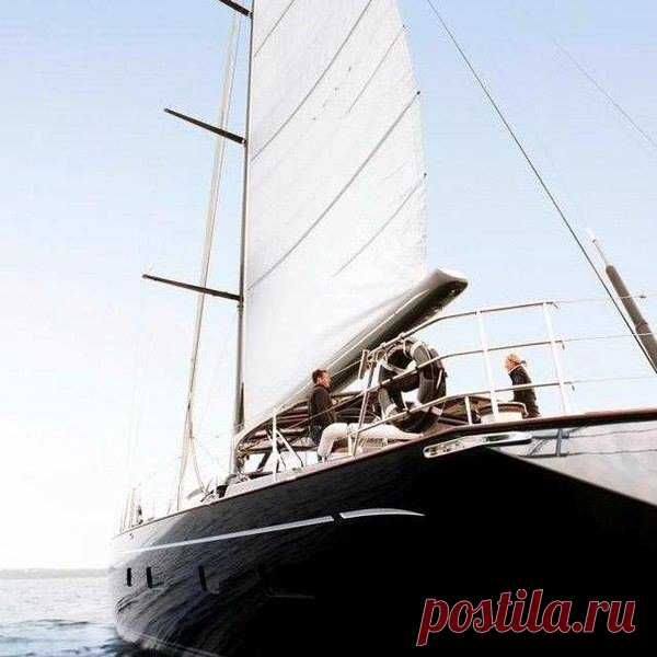 Невозможно увидеть новые берега, не отплыв от старых.