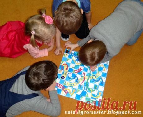 ЗМЕИ и ЛЕСТНИЦЫ - РАСПЕЧАТАЙ и ИГРАЙ :: Игры, в которые играют дети и Я