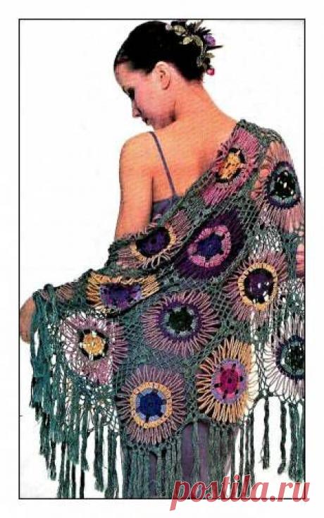 Шаль из крупных цветочных мотивов крючком. Схемы. / pautinka.3dn.ru