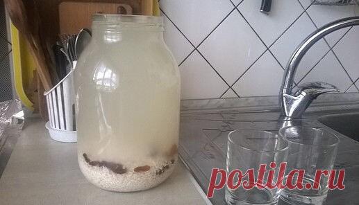 Банка сбелесой жидкостью всегда стоит на подоконнике, а гости записывают рецепт!
 
 
Периодические боли в спине, хруст и ломота в суставах — то, с чем сталкиваются многие. Малоподвижный образ жизни и накопление солей в организме так или иначе приводят к проблемам с опорно-двигательной системой, и тогда нужно делать выбор: тратить деньги на дорогие препараты или прибегнуть к естественным методам?
 
Обладая приятным ароматом и мягким сладковатым вкусом, он идеально подходит ...