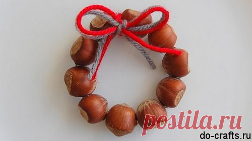 Игрушка на елку из фундука своими руками