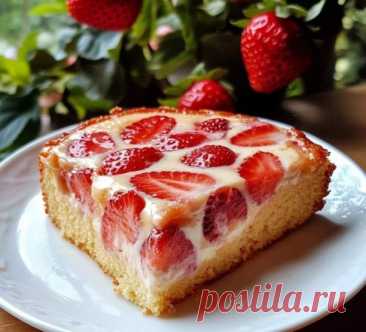Торт с клубникой