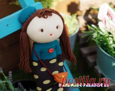 Куколка из носков с волосами из пряжи - Handmade-Paradise