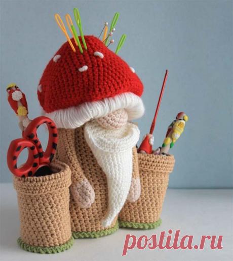 Гномик органайзер крючком. Амигуруми схемы и описания. Автор: Nazeli | IRINELY.ART