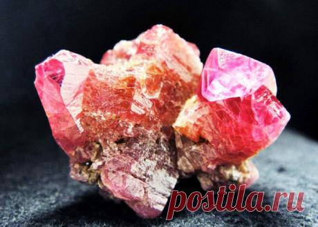 Камень Корунд: что это такое, свойства, значение, фото | Всё про амулеты | Яндекс Дзен