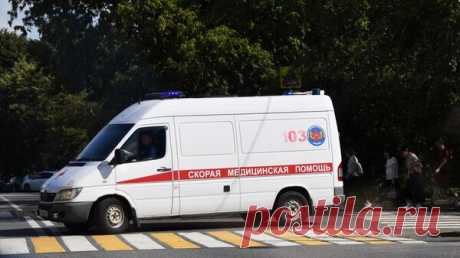 Тринадцать детей отравились парами хлора в бассейне в Тюменской области
