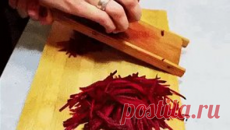 Салат из свеклы по корейски.