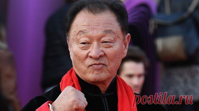 Умер американский актер Кэри-Хироюки Тагава