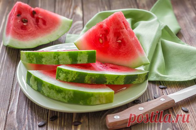 Девять продуктов, которые чаще всего вызывают пищевое отравление / Будьте здоровы