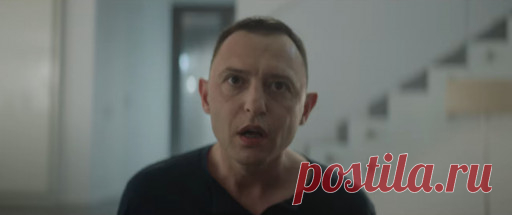 Звери — Котенок, новый клип Группа «Звери» напомнила о себе поклонникам выпуском нового клипа. Ролик снят к композиции «Котёнок», вошедшей в новый мини-альбом музыкантов «У тебя в