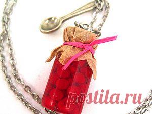 Кулон Баночка с вишневым вареньем – «Лето у бабули» - Ярмарка Мастеров - ручная работа, handmade