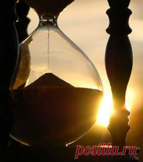 Иногда возникает необходимость установить на своем сайте, блоге, продающем одностраничнике или любом другом ресурсе таймер обратного отсчета времени. Приближается ли открытие нового проекта, торжественное событие или наоборот необходимо указать на ограниченность по времени какой-либо акции, счетчик обратного отсчета привлечет дополнительное внимание посетителя, а то и поторопит его с принятием решения.