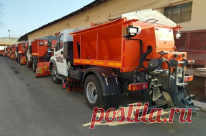 АО «Коминвест-АКМТ» экспортировала в Узбекистан дорожные машины КДМ-G20 и ЭД-205 
