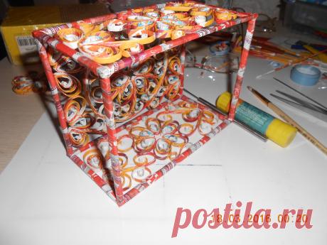 из бумажных трубочек (бесплатные рекламные газеты) методом квиллинга